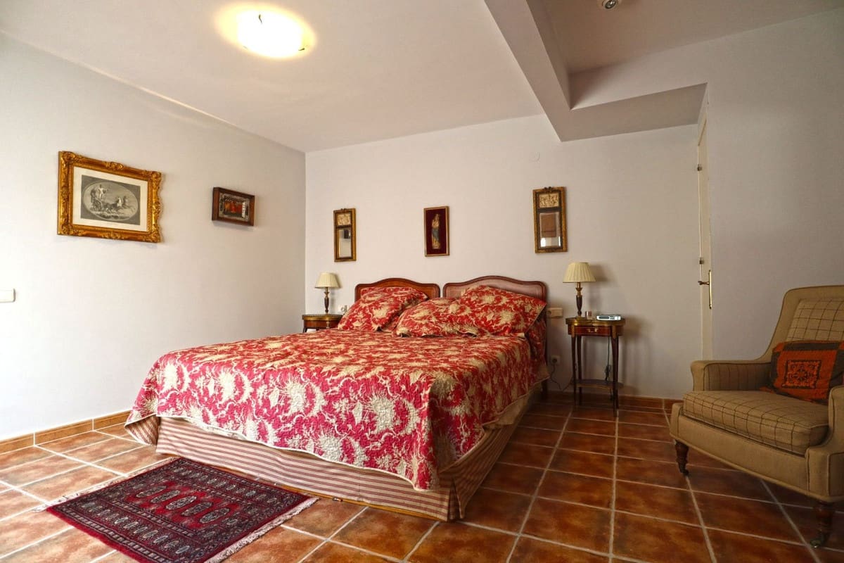 2 sypialnia Apartament na sprzedaż w Marbella - 990 000 € (Ref: 9480506)