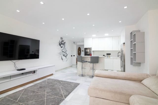 3 slaapkamer Appartement te koop in Puerto Banus, Marbella met zwembad - € 990.000 (Ref: 9480507)