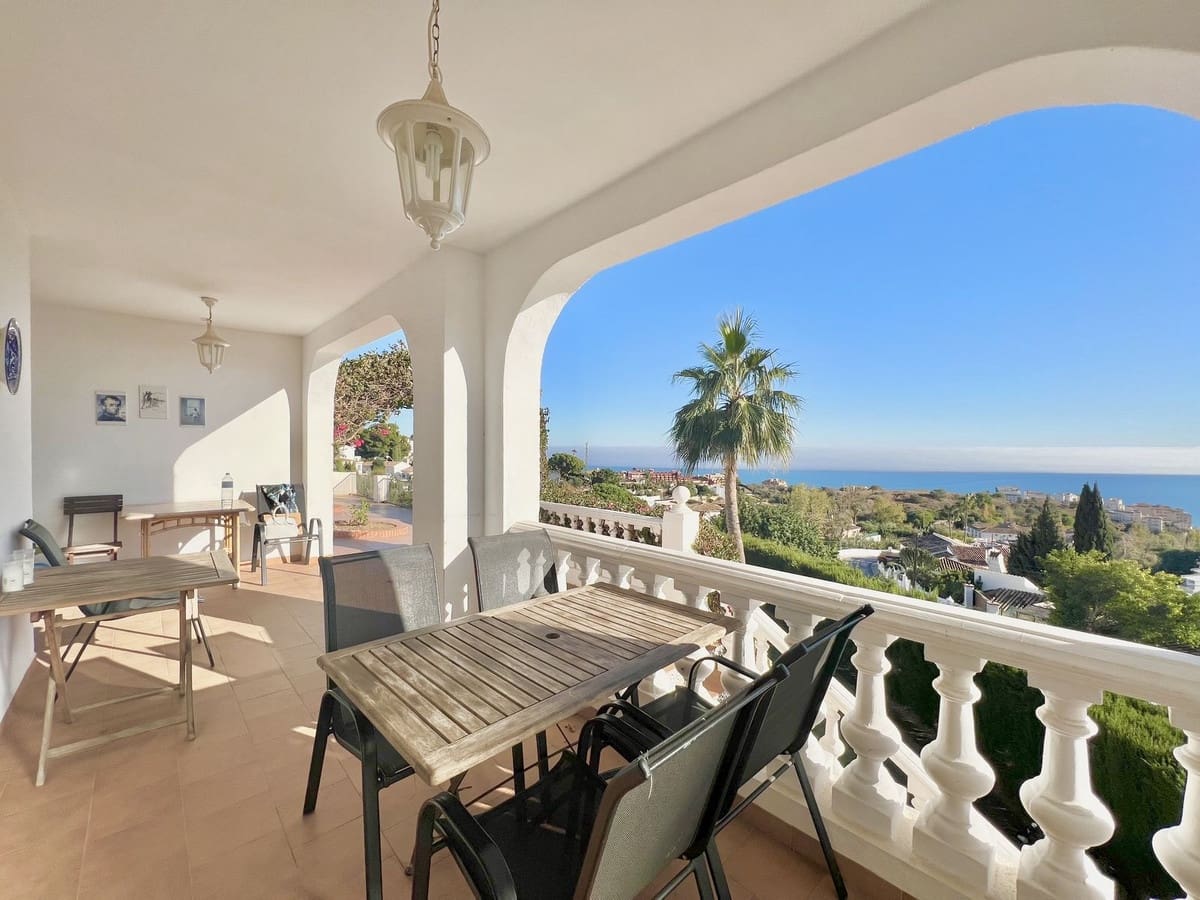 4 chambre Villa/Maison à vendre à Benalmadena avec piscine - 990 000 € (Ref: 9480510)