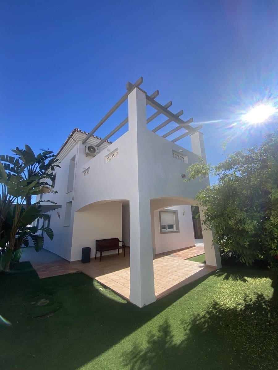 5 bedroom Villa for sale in Torremolinos with pool - € 990,000 (Ref: 9480511)