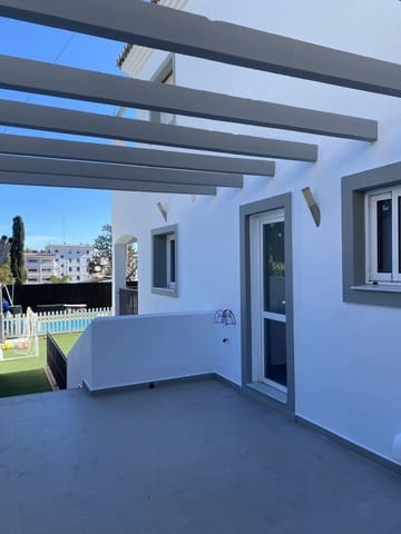 5 soverom Villa til salgs i Torremolinos med svømmebasseng - € 990 000 (Ref: 9480511)