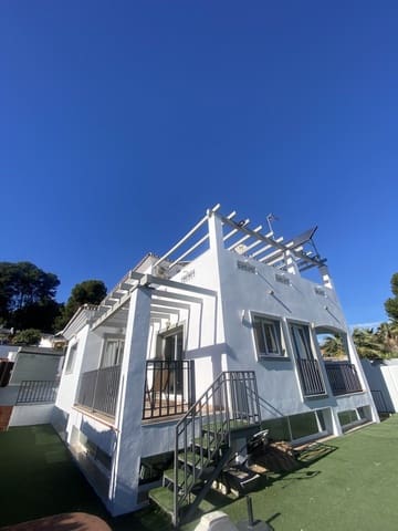 5 soverom Villa til salgs i Torremolinos med svømmebasseng - € 990 000 (Ref: 9480511)