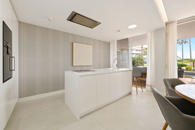 3 Zimmer Apartment zu verkaufen in Centro, Estepona mit Pool - 995.000 € (Ref: 9480513)