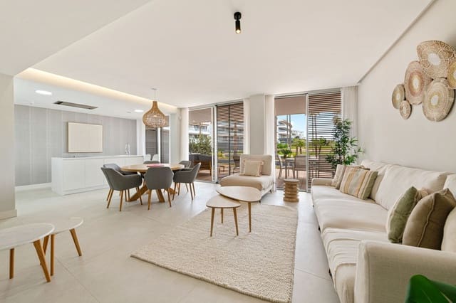 3 Zimmer Apartment zu verkaufen in Centro, Estepona mit Pool - 995.000 € (Ref: 9480513)