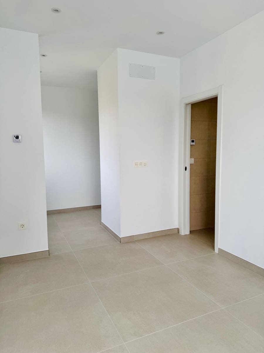 4 bedroom Villa for sale in Mijas with pool - € 1,045,000 (Ref: 9480520)