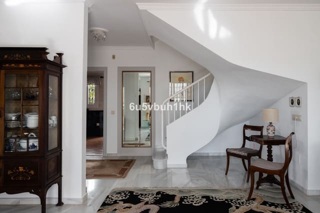 4 slaapkamer Villa te koop in Mijas pueblo, Mijas met garage - € 995.000 (Ref: 9480521)