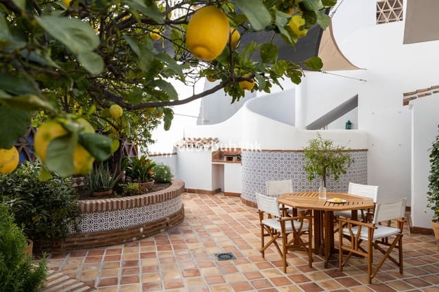 4 slaapkamer Villa te koop in Mijas pueblo, Mijas met garage - € 995.000 (Ref: 9480521)