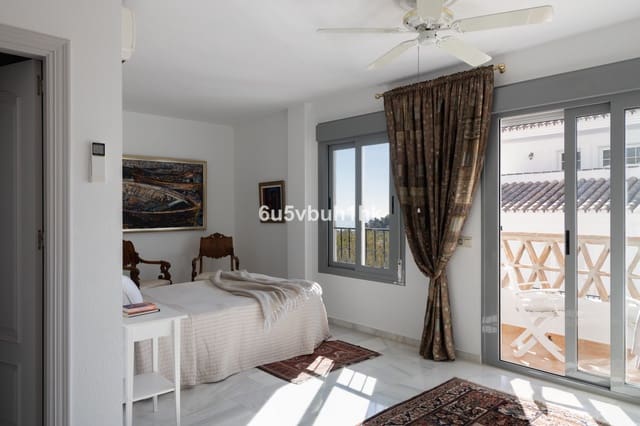 4 slaapkamer Villa te koop in Mijas pueblo, Mijas met garage - € 995.000 (Ref: 9480521)