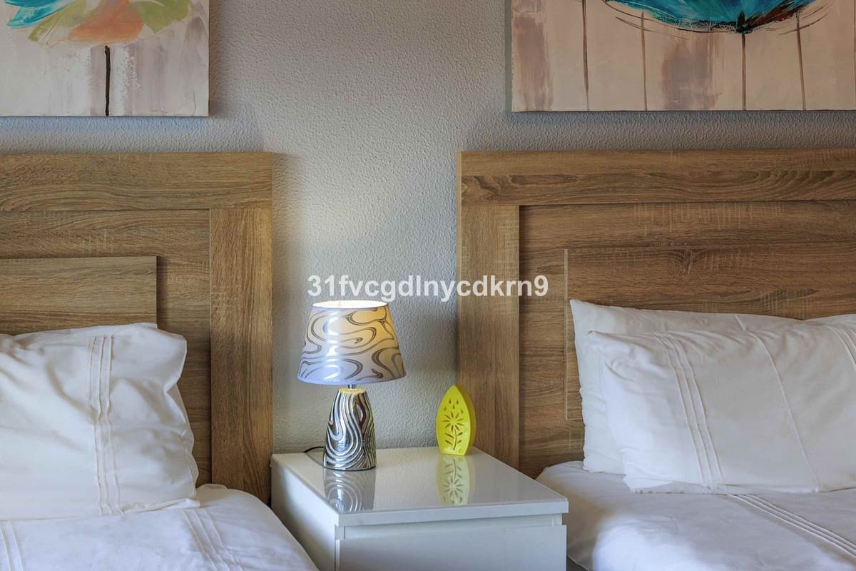 5 soverom Villa til salgs i Estepona med svømmebasseng garasje - € 995 000 (Ref: 9480522)