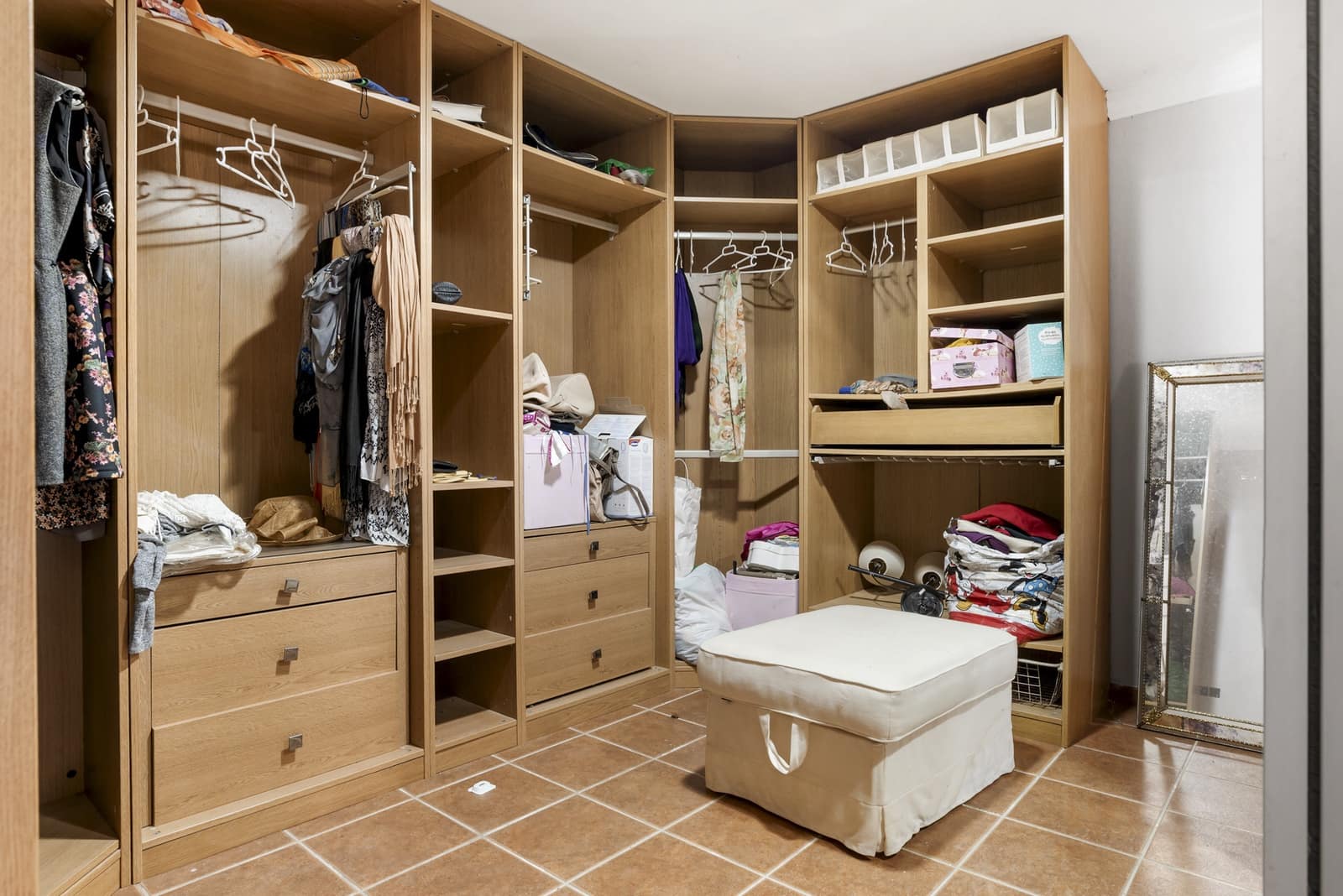 6 soveværelse Villa til salg i Estepona med swimmingpool - € 995.000 (Ref: 9480525)