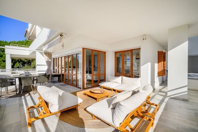 2 slaapkamer Appartement te koop in La Dama de Noche - La Alzambra, Marbella met zwembad - € 995.000 (Ref: 9480527)