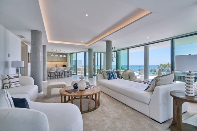 3 soverom Leilighet til salgs i Guadalobón, Estepona med svømmebasseng garasje - € 2 650 000 (Ref: 9480528)