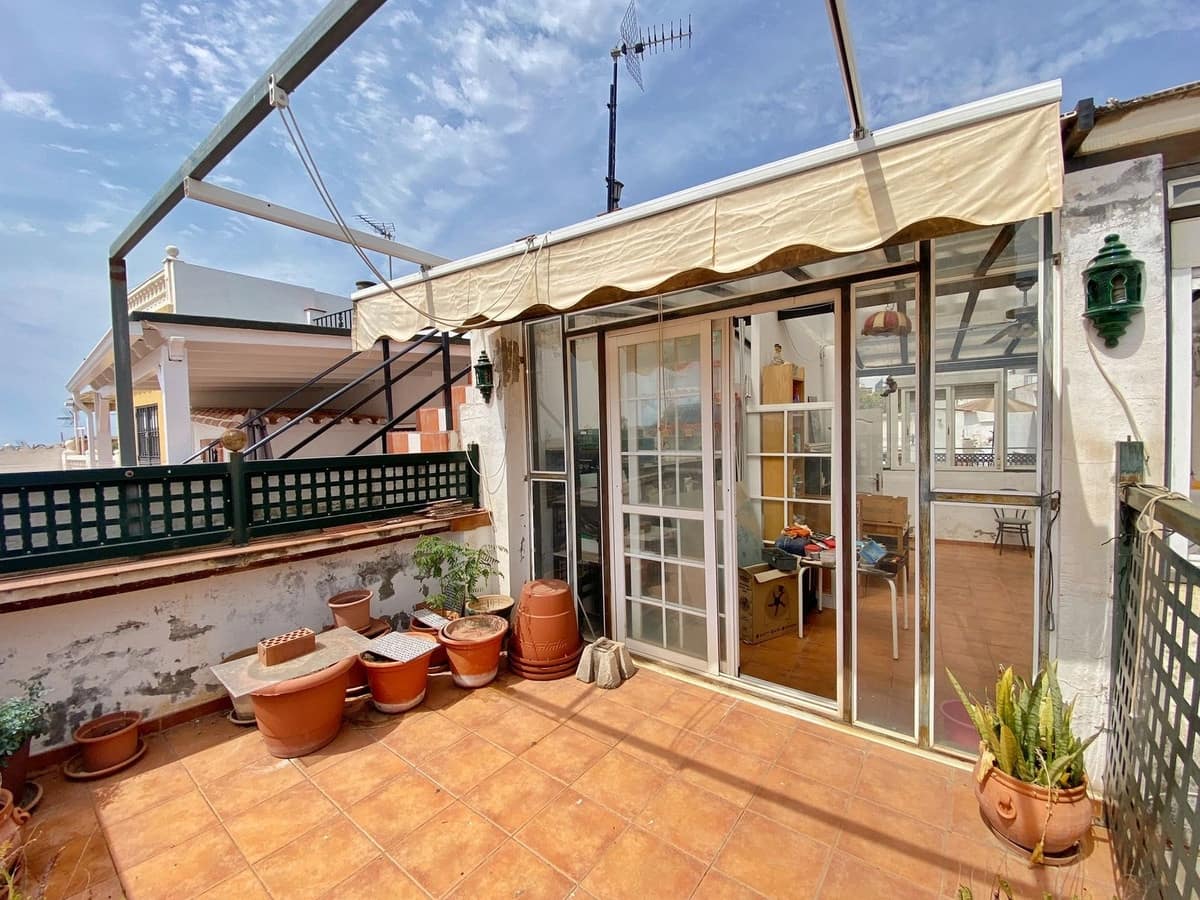 7 soveværelse Byhus til salg i Marbella - € 999.999 (Ref: 9480535)