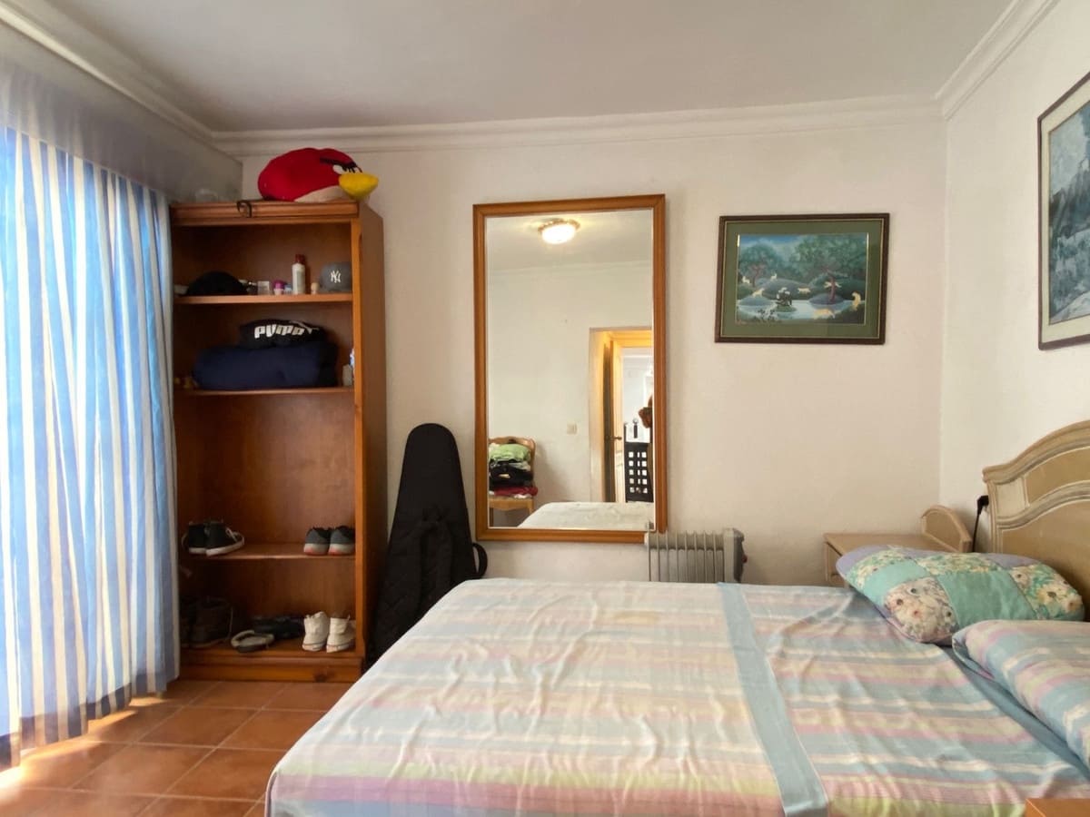 7 soveværelse Byhus til salg i Marbella - € 999.999 (Ref: 9480535)