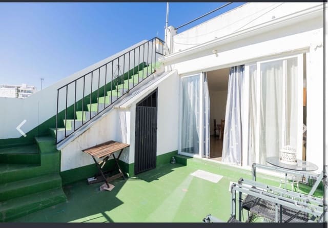 Casa de 7 habitaciones en Marbella en venta - 2.100.000 € (Ref: 9480535)