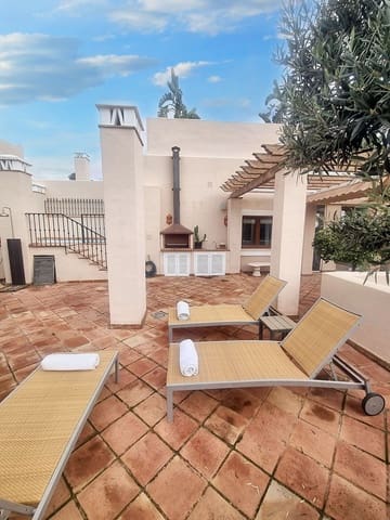 3 bedroom Penthouse for sale in El Paraiso, Estepona - € 1,000,000 (Ref: 9480538)