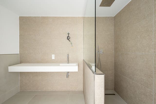 3 soveværelse Semi-Rækkehus til salg i San Pedro de Alcántara Pueblo, Marbella med swimmingpool garage - € 1.100.000 (Ref: 9480544)