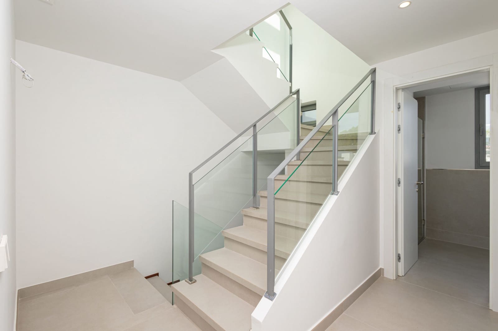 3 soveværelse Semi-Rækkehus til salg i San Pedro de Alcantara med swimmingpool garage - € 1.100.000 (Ref: 9480544)