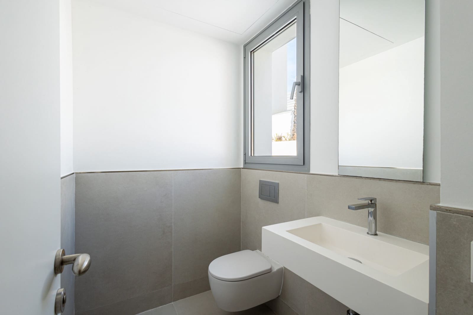 3 soveværelse Semi-Rækkehus til salg i San Pedro de Alcantara med swimmingpool garage - € 1.100.000 (Ref: 9480544)