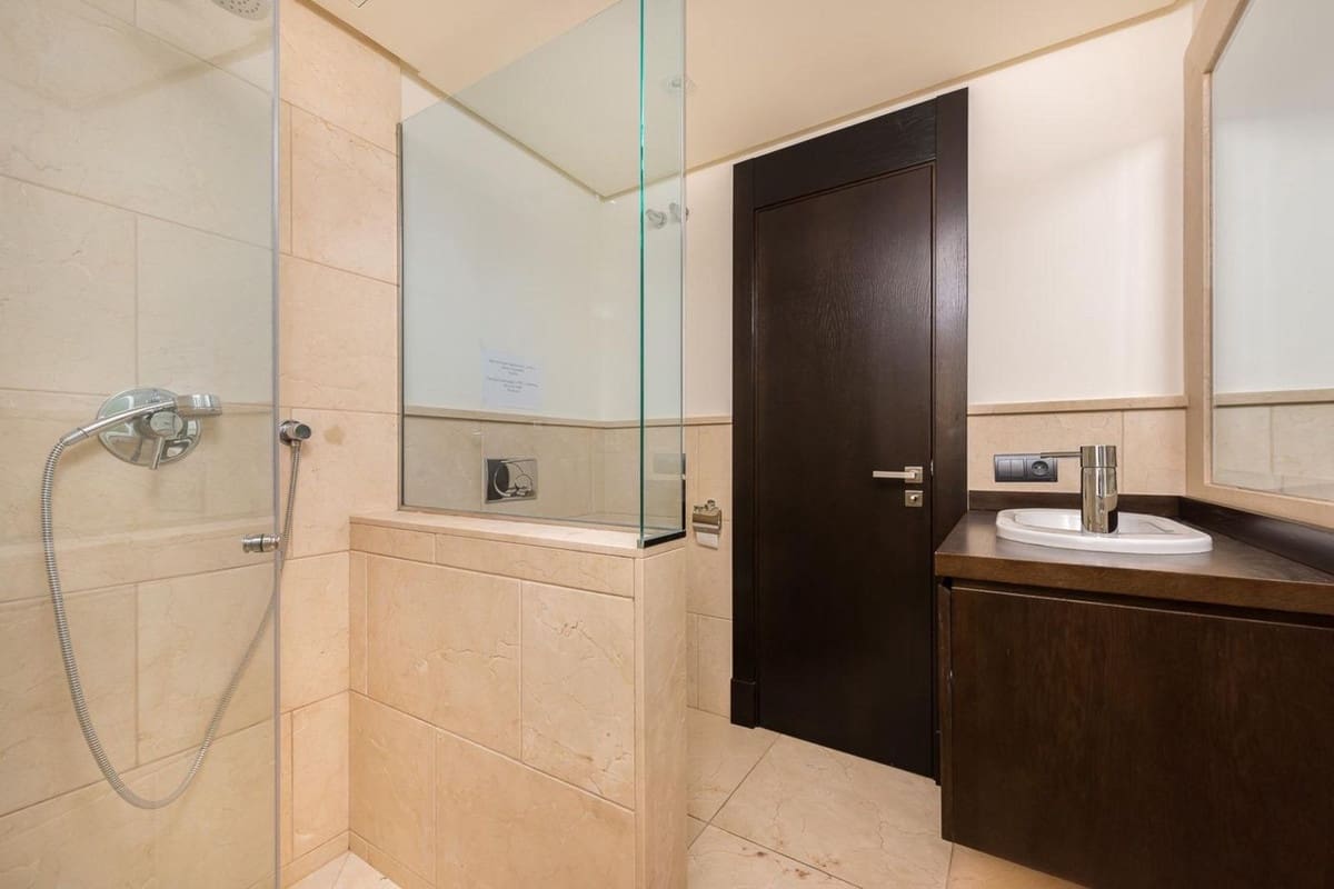 4 bedroom Villa for sale in Mijas with pool garage - € 1,400,000 (Ref: 9480558)