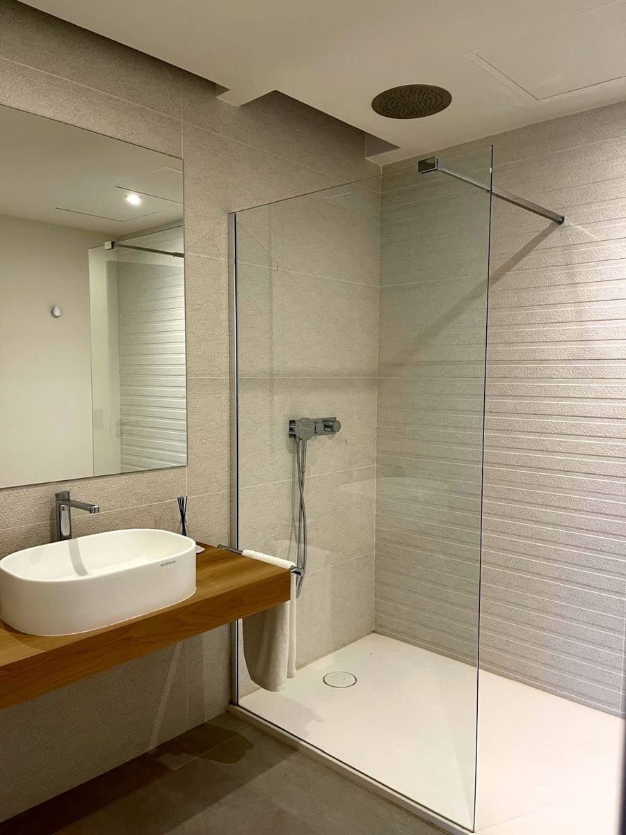 3 Zimmer Haus zu verkaufen in Marbella mit Pool - 1.475.000 € (Ref: 9480560)