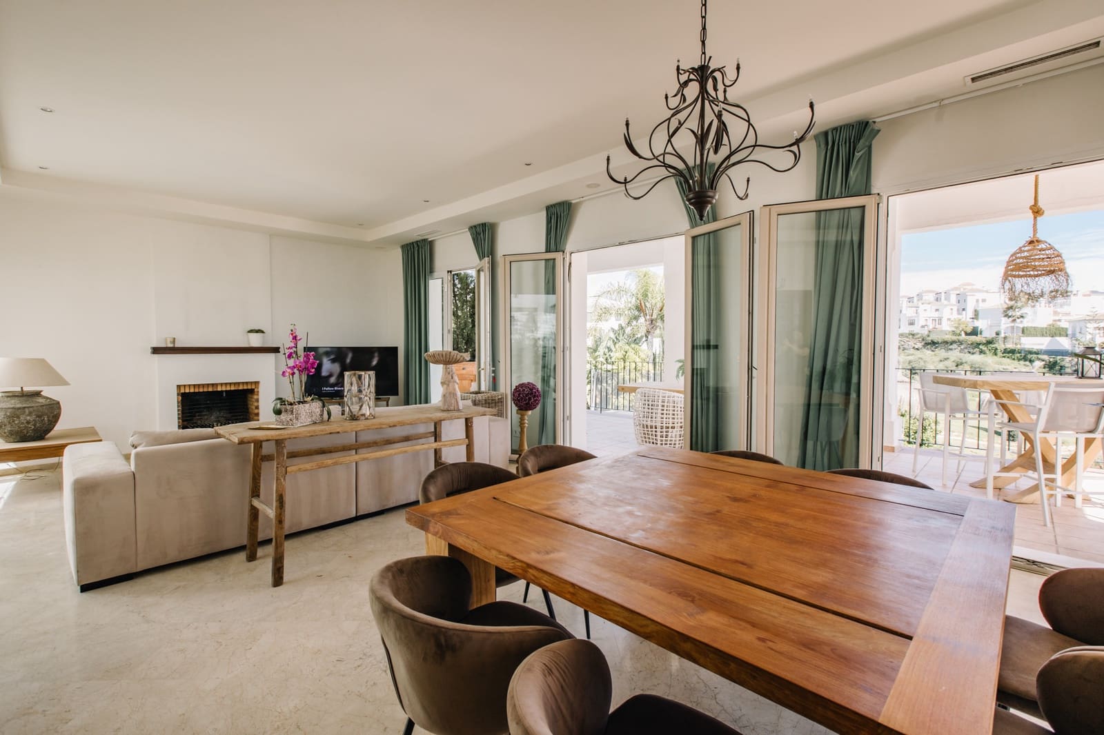 Chalet de 5 habitaciones en New Golden Mile en venta con piscina garaje - 1.495.000 € (Ref: 9480562)