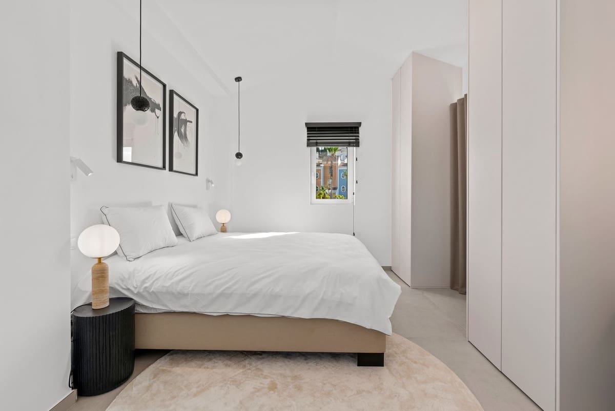 4 bedroom Villa for sale in Casares with pool garage - € 1,499,000 (Ref: 9480566)