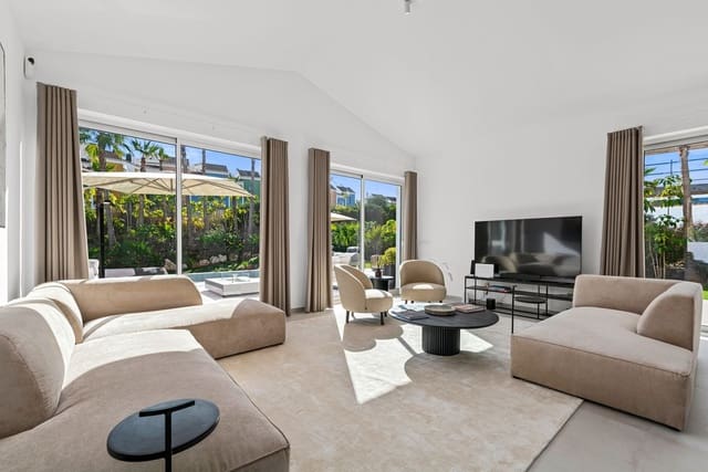 4 bedroom Villa for sale in Casares Pueblo, Casares with pool garage - € 1,499,000 (Ref: 9480566)