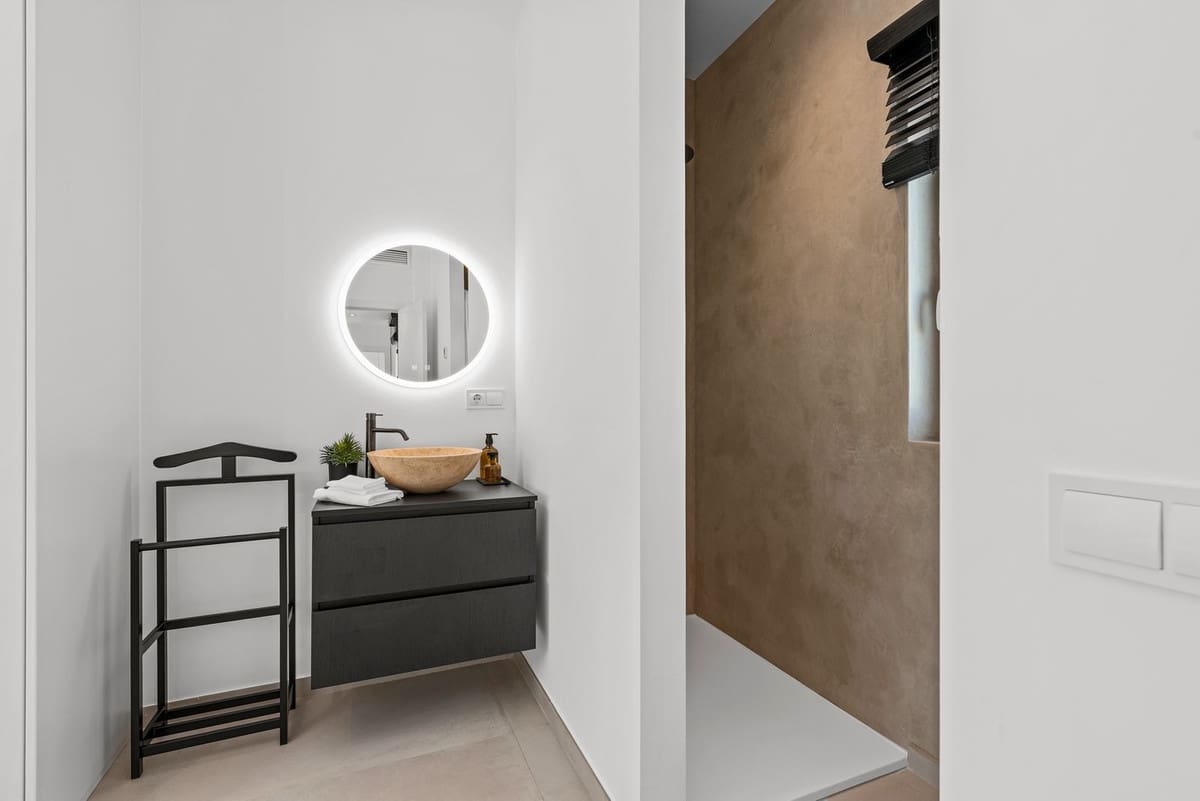 4 bedroom Villa for sale in Casares with pool garage - € 1,499,000 (Ref: 9480566)