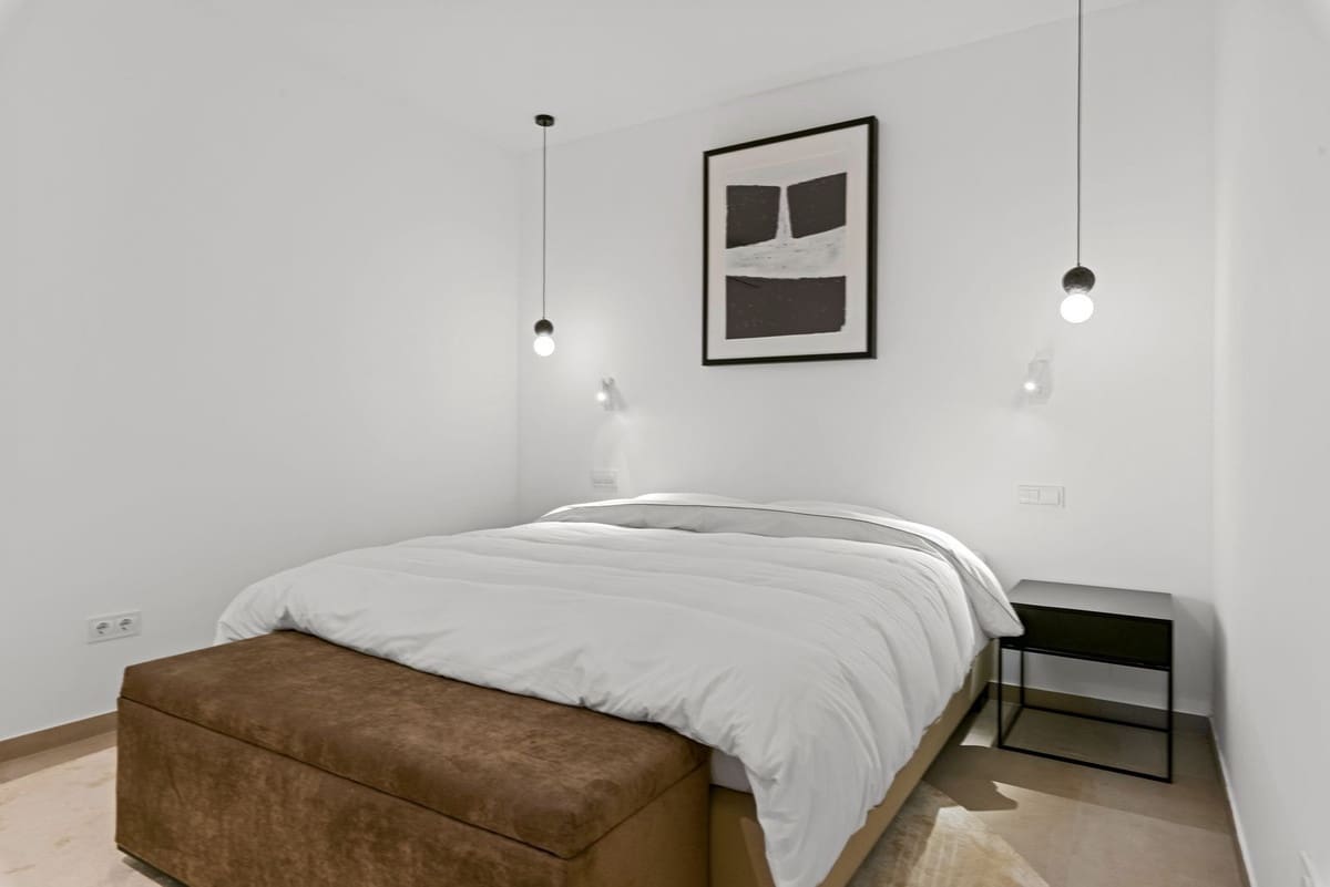 4 bedroom Villa for sale in Casares with pool garage - € 1,499,000 (Ref: 9480566)