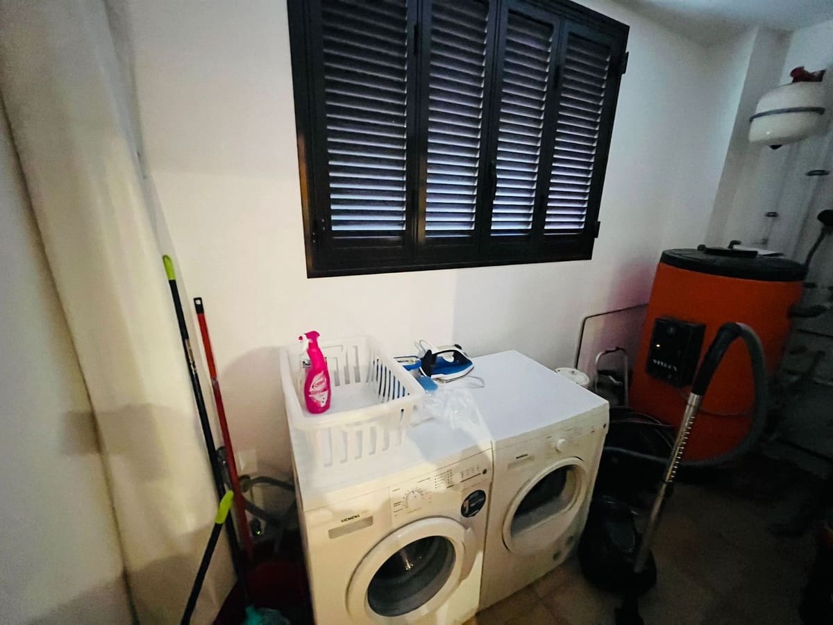 2 sypialnia Dom blizniak na sprzedaż w Sotogrande z basenem - 645 000 € (Ref: 9482115)