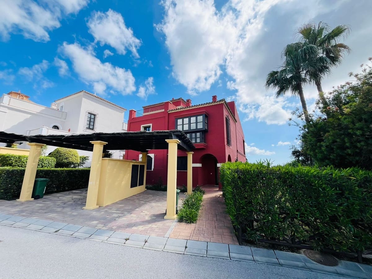 2 sypialnia Dom blizniak na sprzedaż w Sotogrande z basenem - 645 000 € (Ref: 9482115)