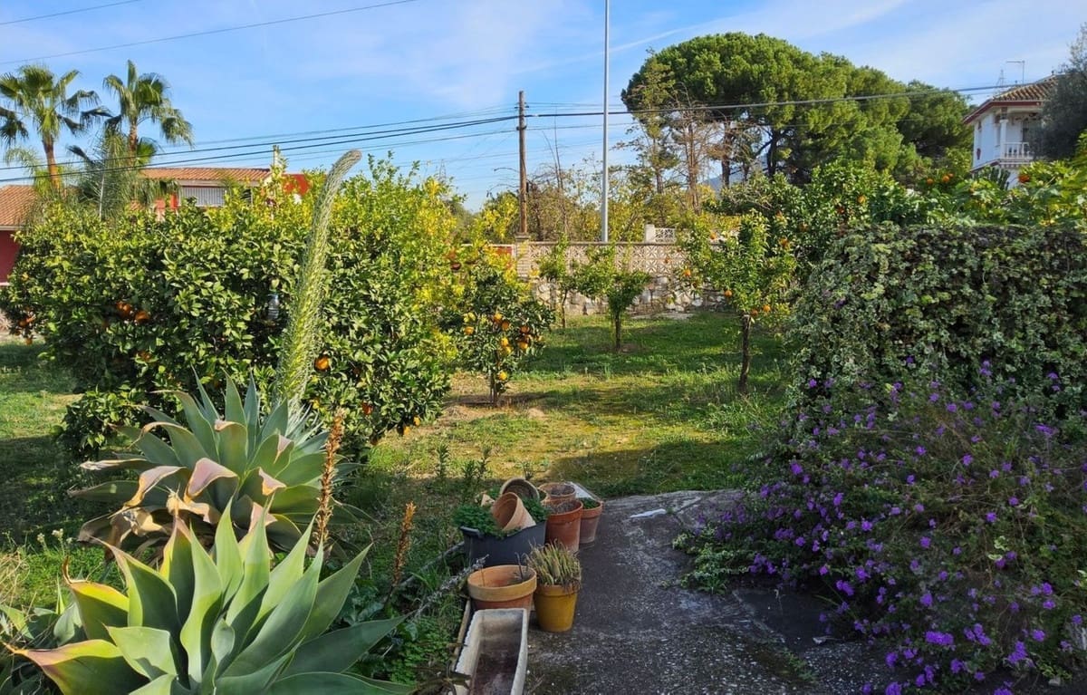 4 bedroom Villa for sale in Alhaurin de la Torre with pool - € 545,000 (Ref: 9483558)