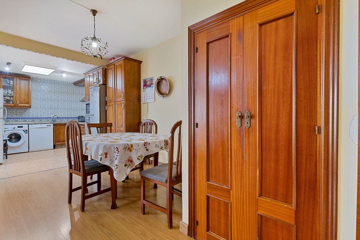 5 bedroom Townhouse for sale in Mijas - € 637,000 (Ref: 9483559)