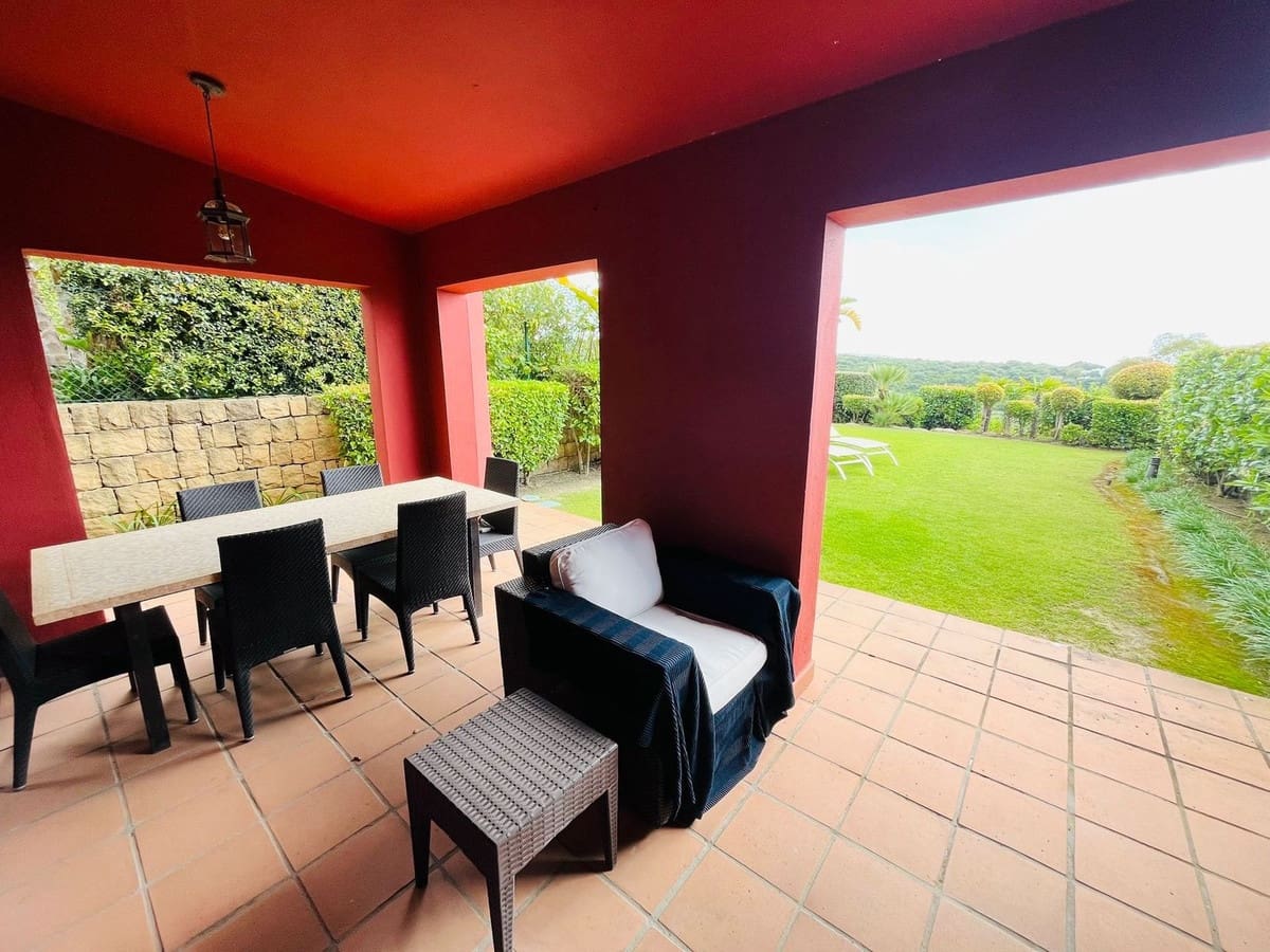 3 bedroom Semi-detached Villa for sale in Sotogrande with pool - € 695,000 (Ref: 9485318)