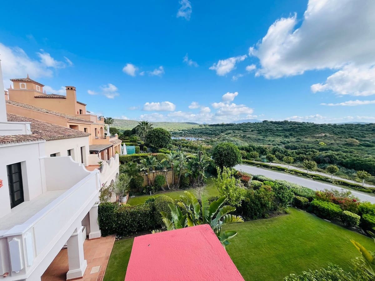 3 bedroom Semi-detached Villa for sale in Sotogrande with pool - € 695,000 (Ref: 9485318)