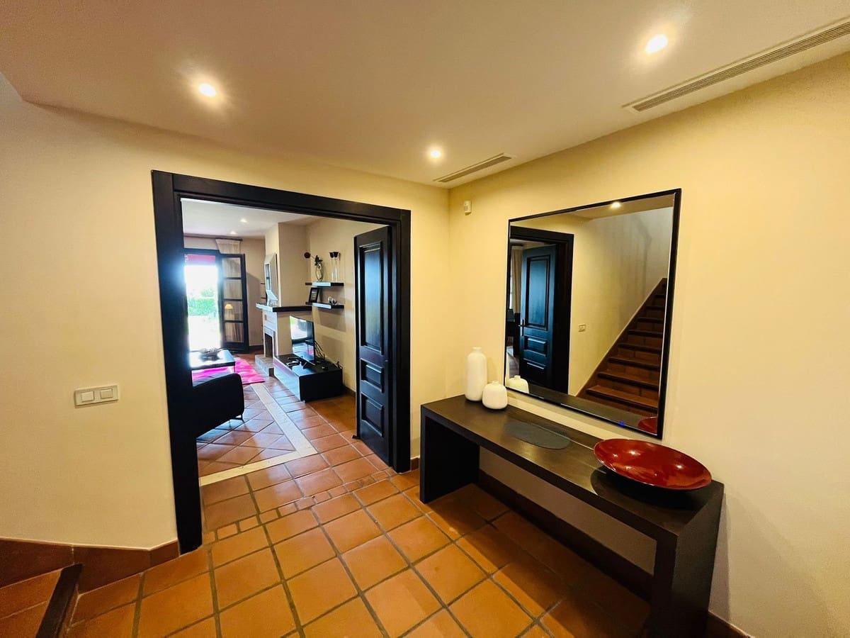 3 bedroom Semi-detached Villa for sale in Sotogrande with pool - € 695,000 (Ref: 9485318)