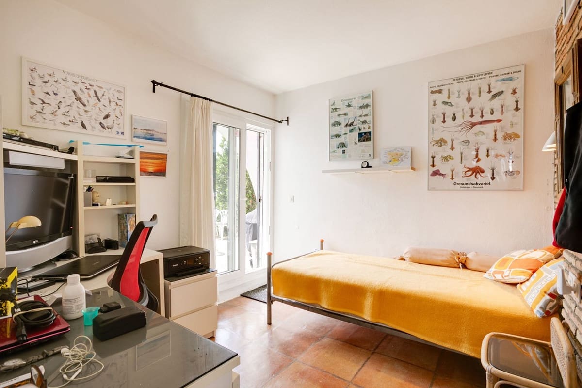 3 soverom Villa til salgs i Estepona med svømmebasseng - € 650 000 (Ref: 9488397)