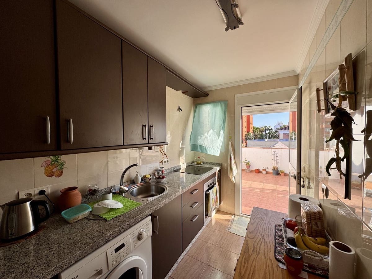 3 soverom Penthouse til salgs i Estepona med garasje - € 439 000 (Ref: 9488399)