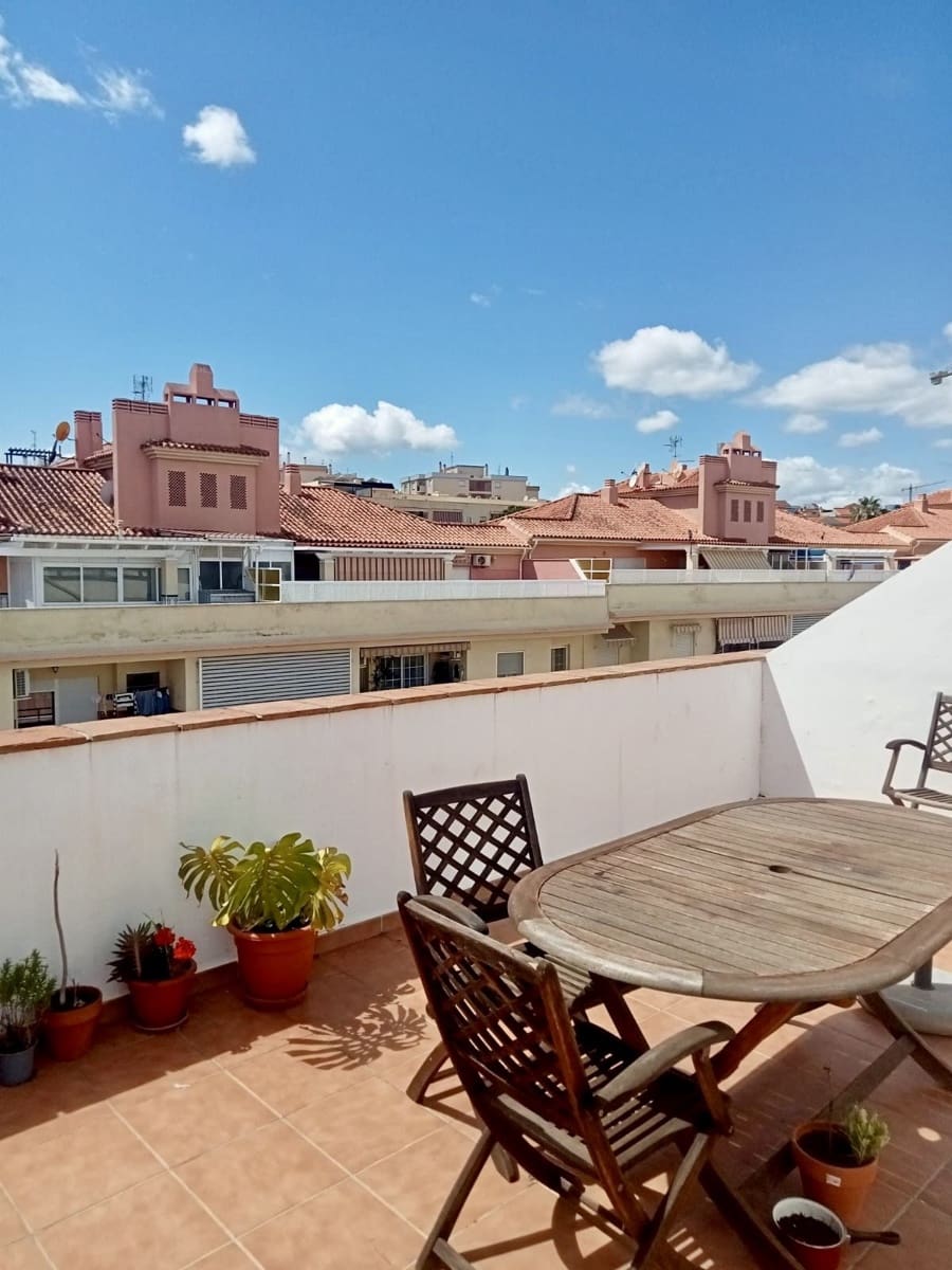 3 soverom Penthouse til salgs i Estepona med garasje - € 439 000 (Ref: 9488399)