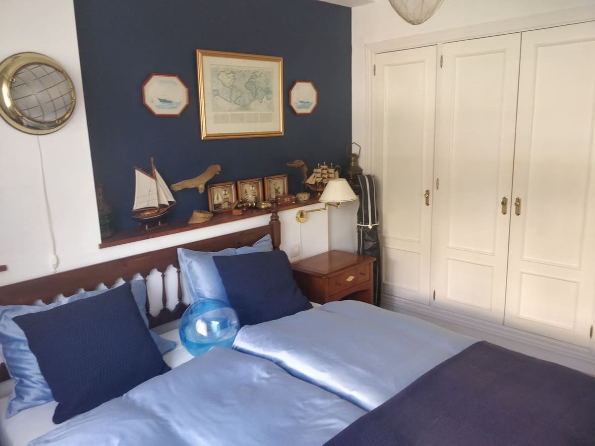 3 bedroom Apartment for sale in Bahia de Casares with pool - € 479,000 (Ref: 9488763)