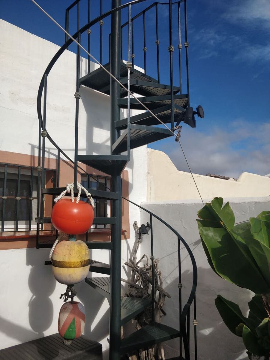 3 bedroom Apartment for sale in Bahia de Casares with pool - € 479,000 (Ref: 9488763)