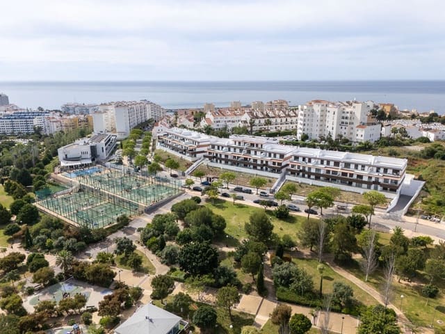 2 bedroom Apartment for sale in Centro, Estepona - € 595,000 (Ref: 9491593)