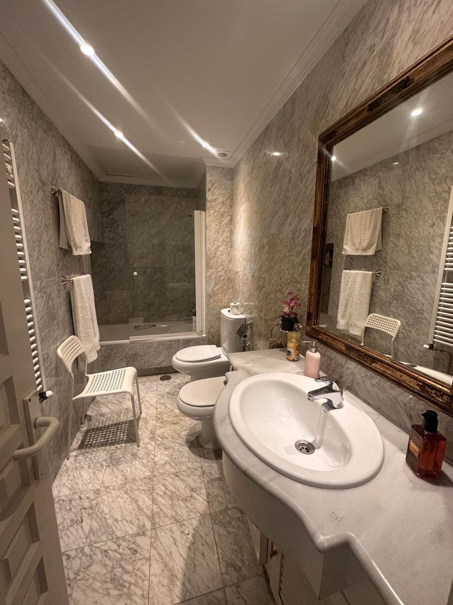 4 bedroom Townhouse for sale in Aloha Golf with pool - € 905,000 (Ref: 9491596)