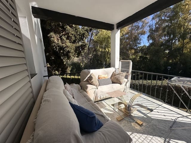 4 quarto Casa em Banda para venda em Aloha Golf, Marbella com piscina - 905 000 € (Ref: 9491596)
