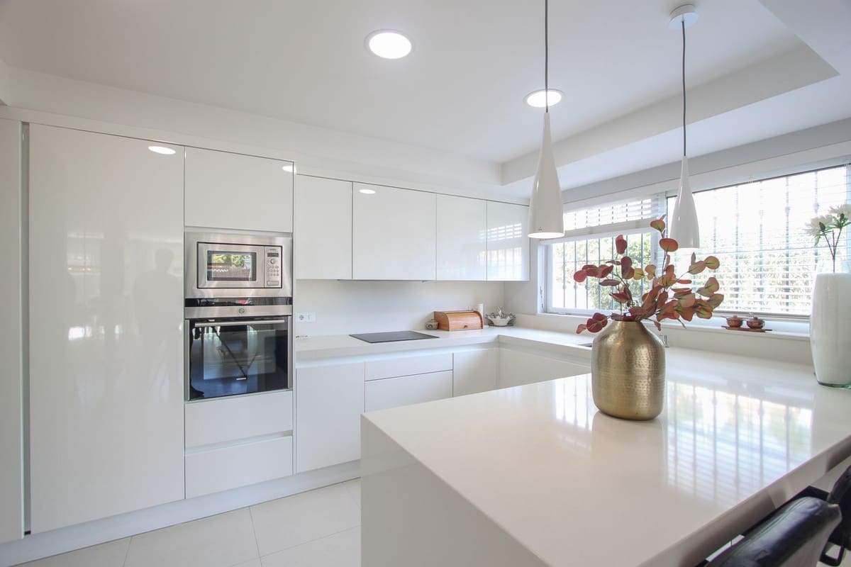 3 bedroom Apartment for sale in Guadalmina with pool garage - € 519,000 (Ref: 9495451)