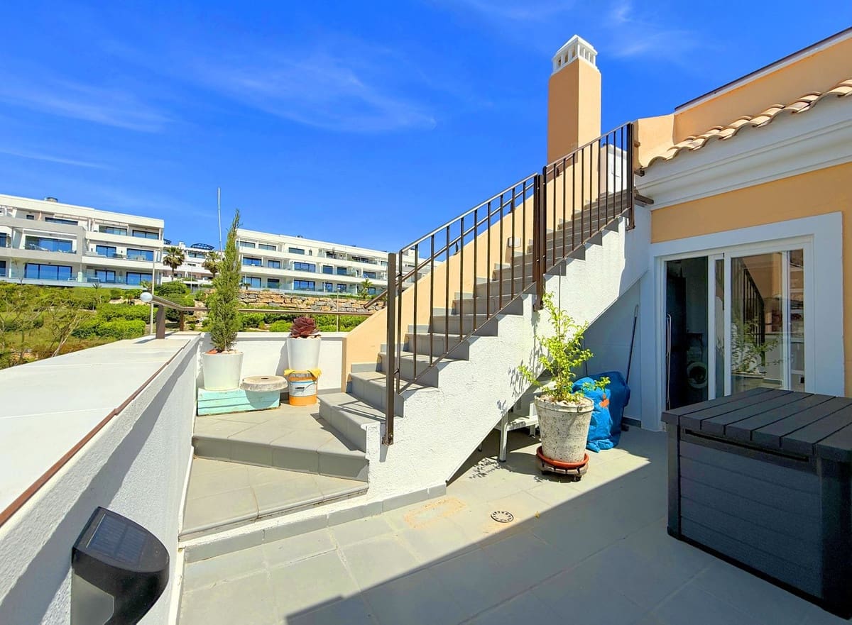 2 chambre Penthouse à vendre à Bahia de Casares avec piscine garage - 485 000 € (Ref: 9499034)