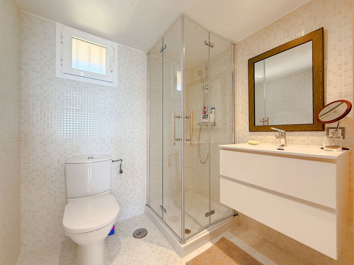 2 chambre Penthouse à vendre à Bahia de Casares avec piscine garage - 485 000 € (Ref: 9499034)