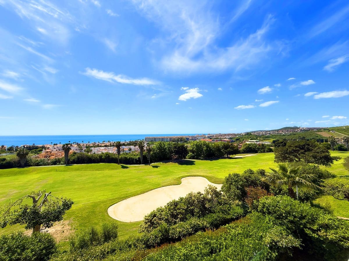 2 chambre Penthouse à vendre à Bahia de Casares avec piscine garage - 485 000 € (Ref: 9499034)