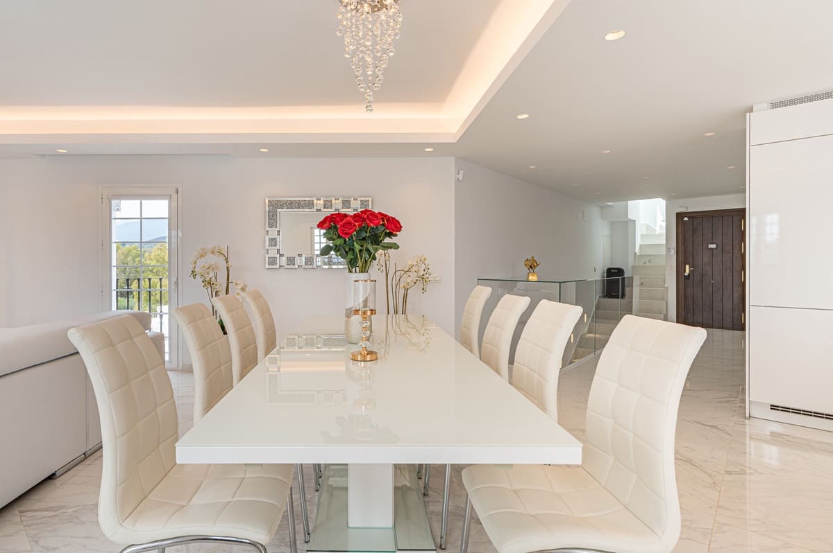 3 soveværelse Byhus til salg i Nueva Andalucia - € 925.000 (Ref: 9499764)